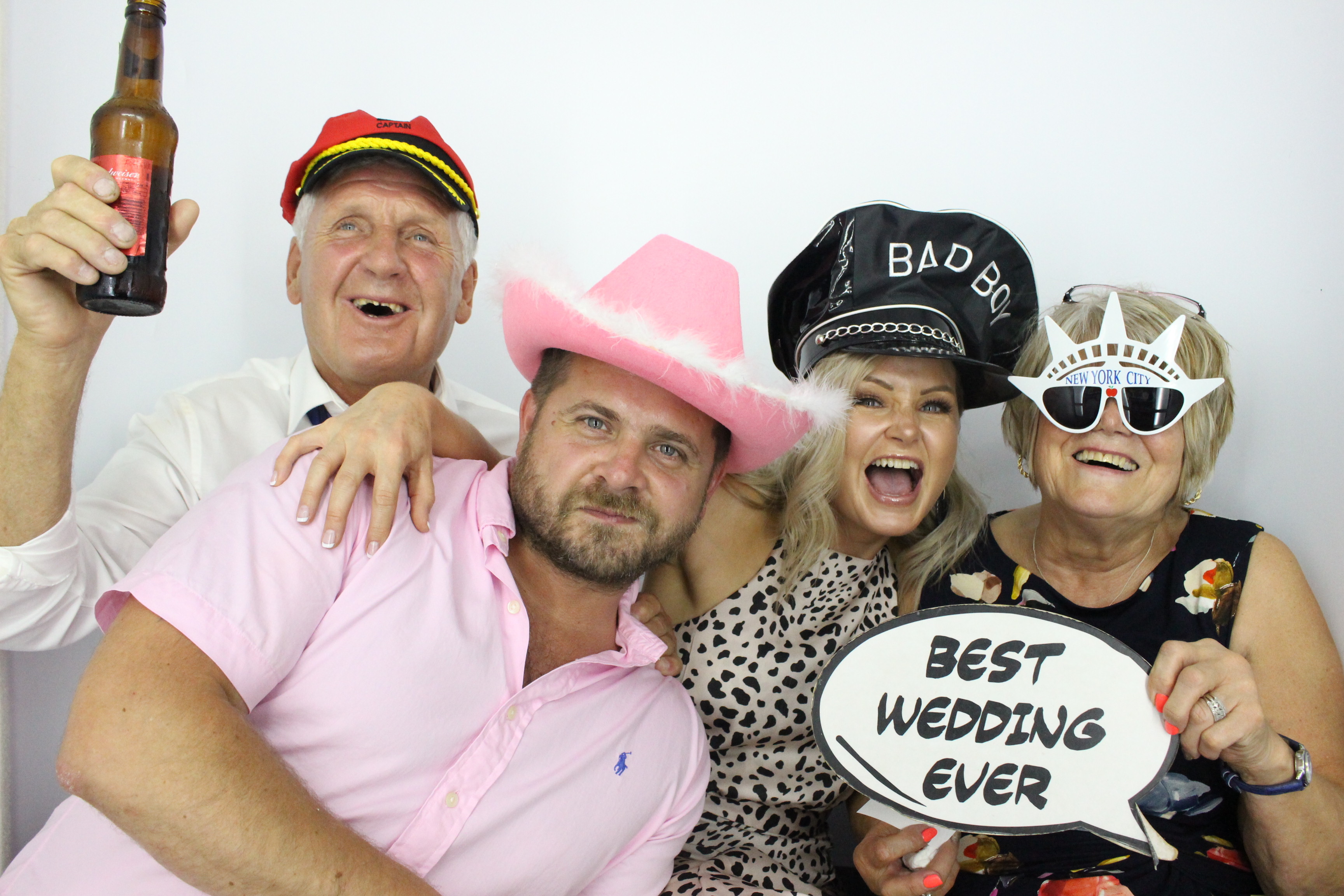 Gary & Debbies Wedding | View more photos from the event at gallery.myphotoboothexperience.co.uk/u/MyPhotoBoothExperienceLtd/Gary-Debbies-Wedding